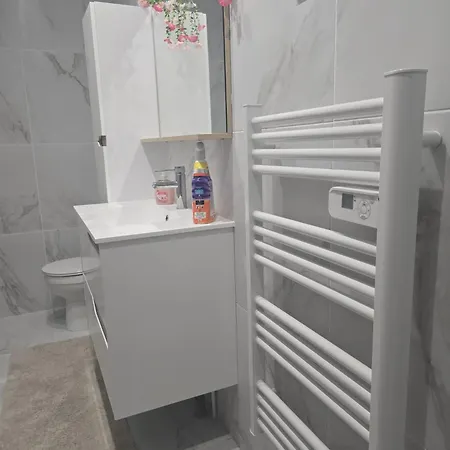 L'instant Cosy Climatise 2 아파트호텔 시스트롱